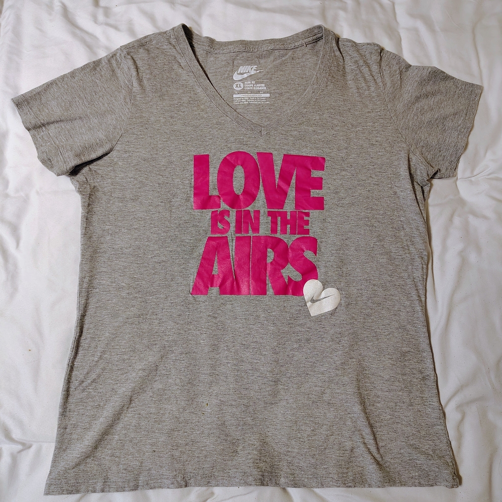 Nike Gray T-Shirt with Pink Graphic, Size XL